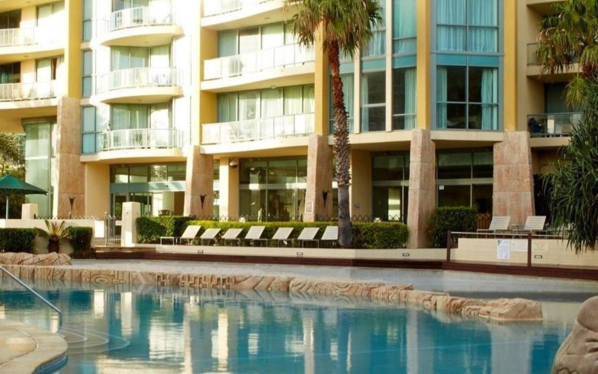 Apartment Prime Views From 4 Bedroom Newly Renovated Ocean Unit At Sun - Q *